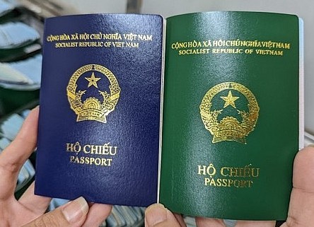 Hộ chiếu mẫu cũ trước ngày 01/7/2022 sẽ tiếp tục sử dụng đến hết thời hạn ghi trong hộ chiếu